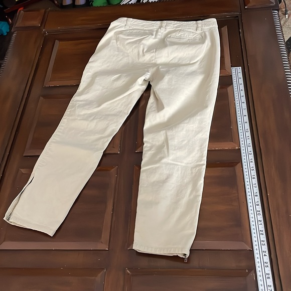 Womens size 6P tan Talbots Pants with zippers on ankles - Picture 9 of 10